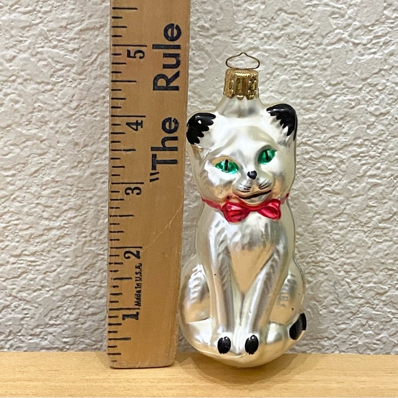 Vintage Christborn White Cat with Red Bow Hand Blown Glass Christmas Ornament - Picture 12 of 15